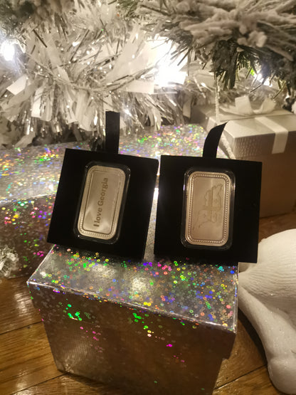 31.15 გრამიამი 999.9 სინჯის ვერცხლის ქარხნისიერ დაბეჭდილი ზოდი, გრავირებით